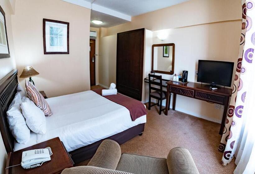 هتل Gooderson Tropicana