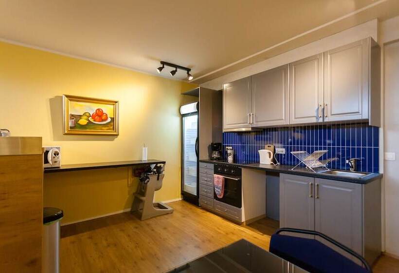 هتل Guesthouse Garun, Skolavellir