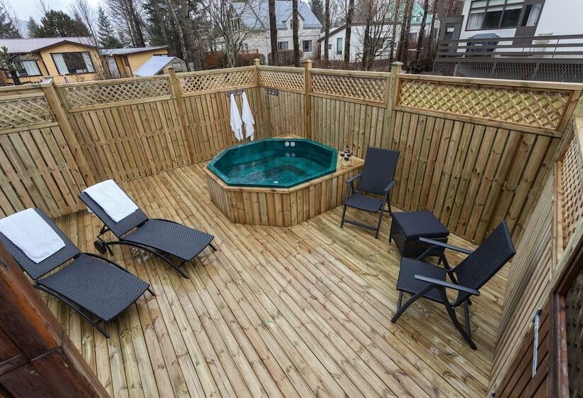 هتل Guesthouse Garun, Skolavellir