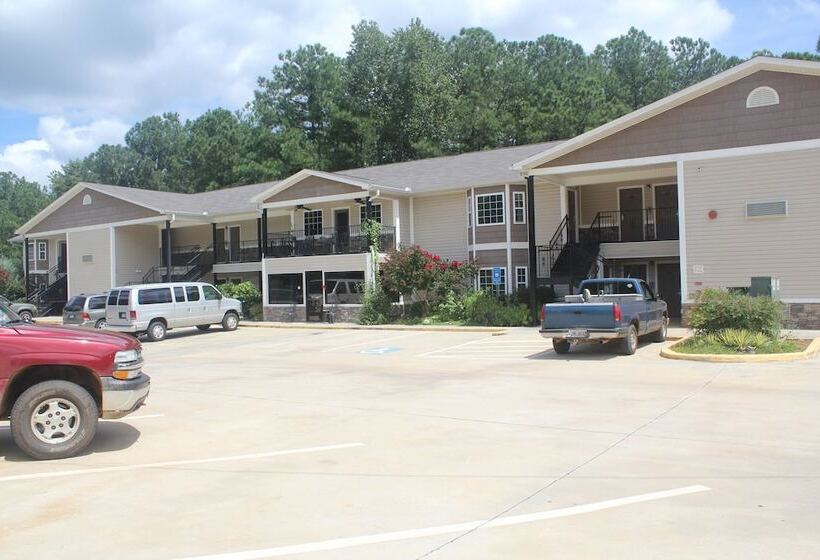 Отель High Falls Inn & Suites