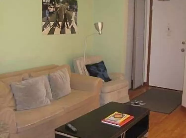 Hotelli Ottawa Backpackers Inn