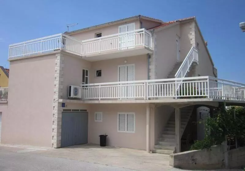 هتل Room In Hvar Town With Sea View, Terrace, Air Conditioning, Wi Fi