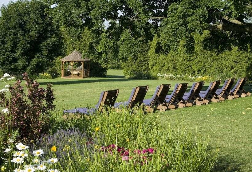 Hotel Ste. Anne's Spa