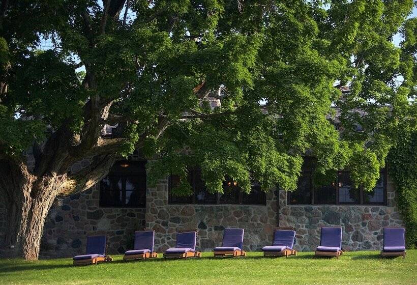 Hotel Ste. Anne's Spa