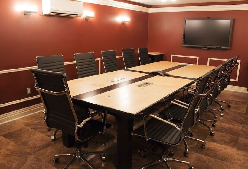 Hotel Ste. Anne's Spa