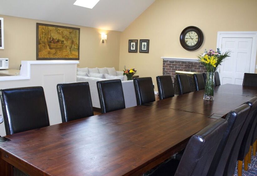 Hotel Ste. Anne's Spa