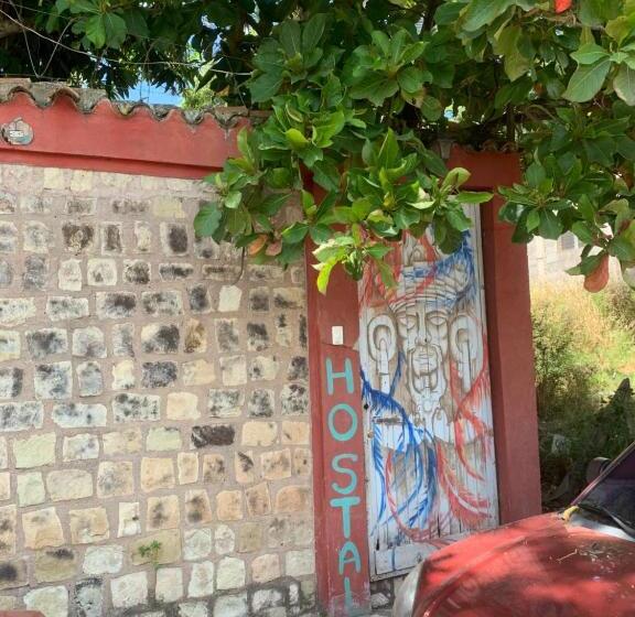 هتل 04 Hostel   Central Park