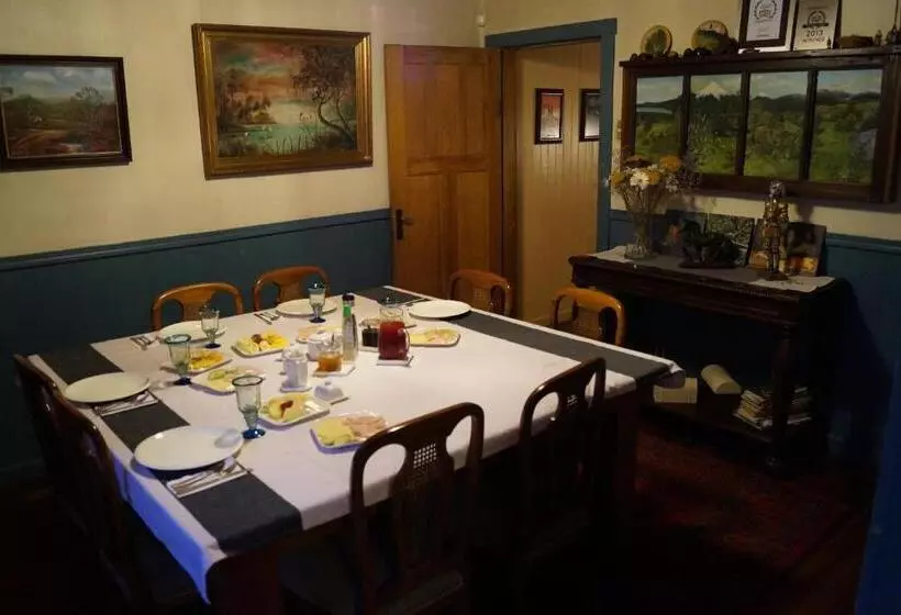 هتل Tradicion Austral Bed & Breakfast
