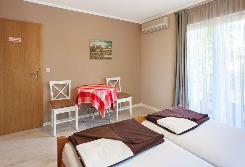 فندق Villa Julian