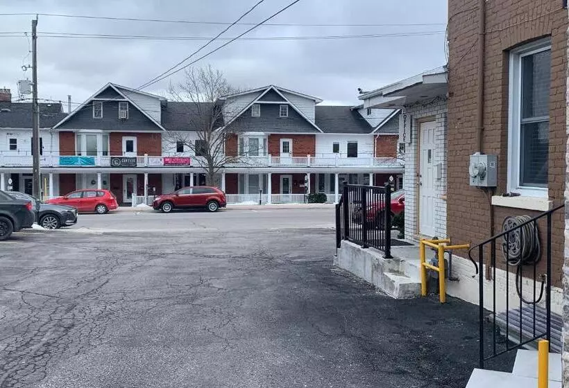 Lucien Motel
