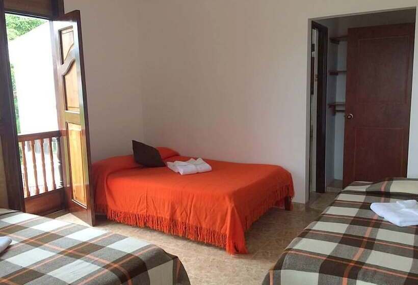 هتل Balcones Del Ayer