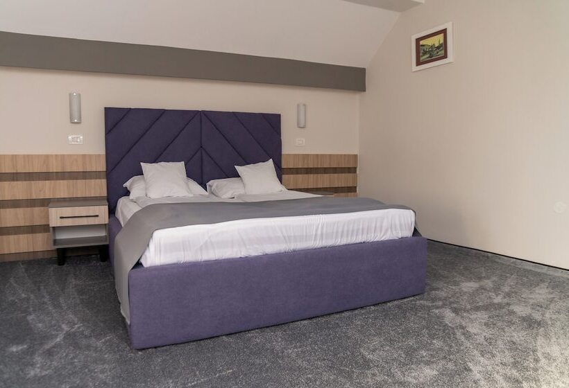 Hotel Complex Turistic Monaco