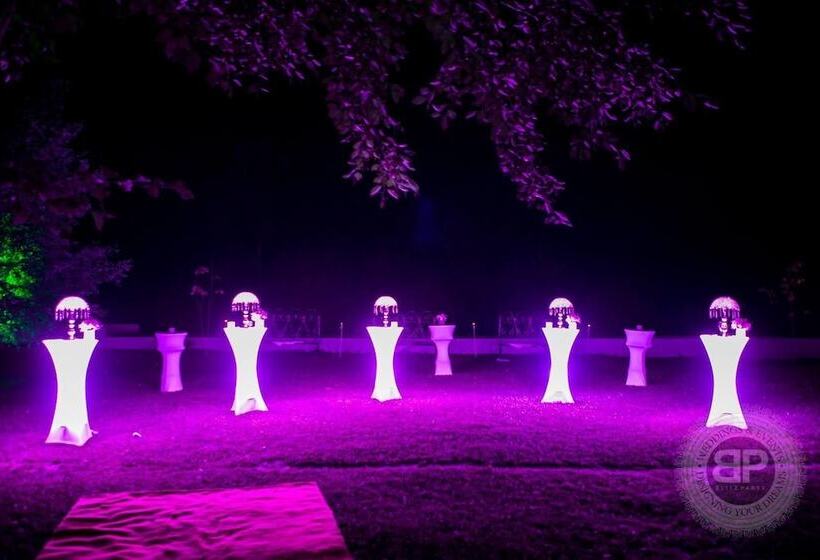 هتل Domeniul Dambu Morii