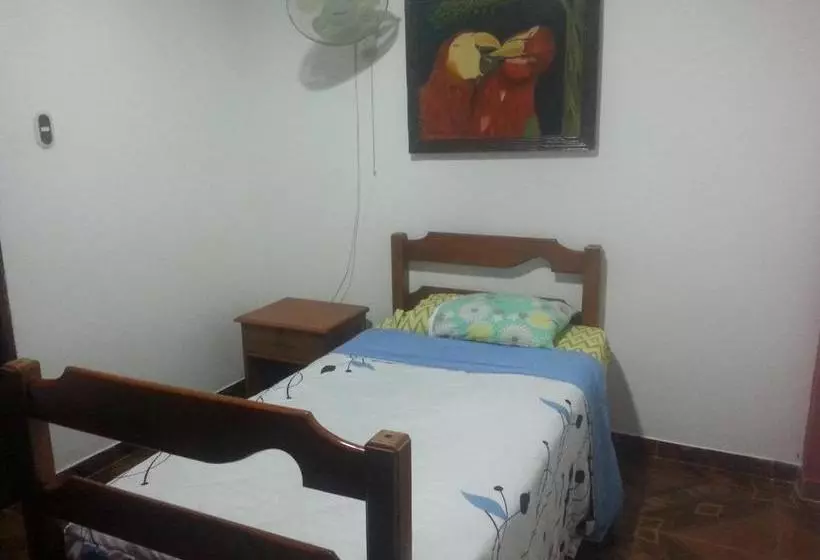 هتل Hostal Selvatrip