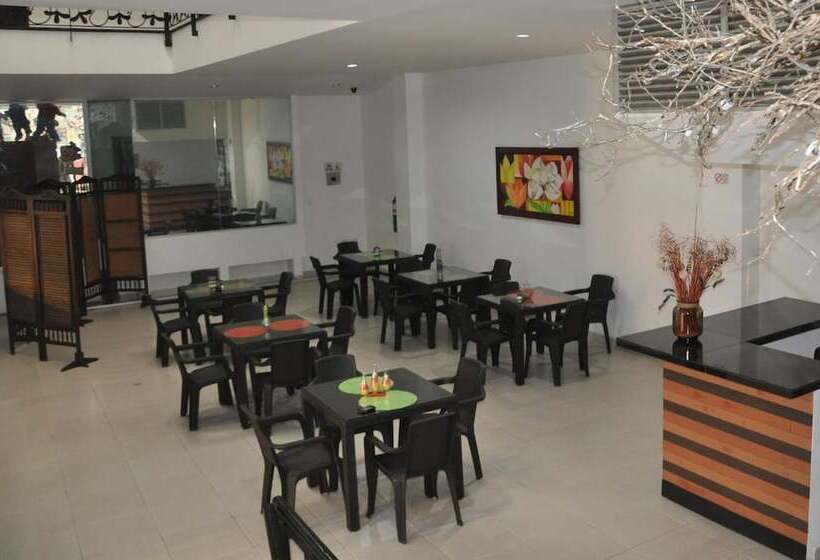 Hotel Meson De Las Flores