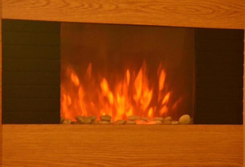 住宿加早餐  Pensiune Restaurant Flamingo