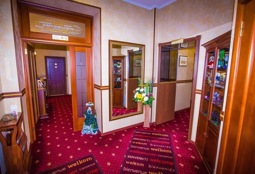 酒店 13 Chairs Boutique