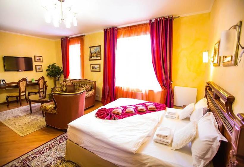 酒店 13 Chairs Boutique