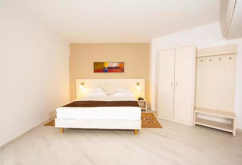 Hotel Ambasador