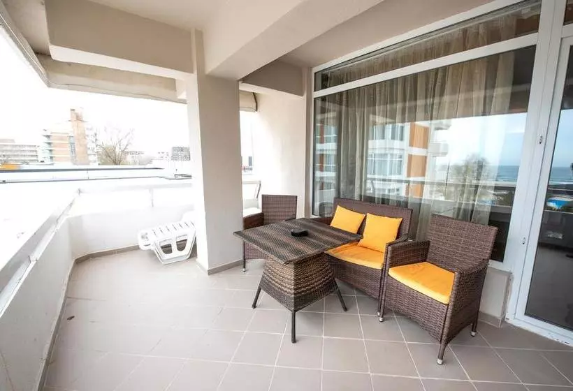 Hotel Ambasador