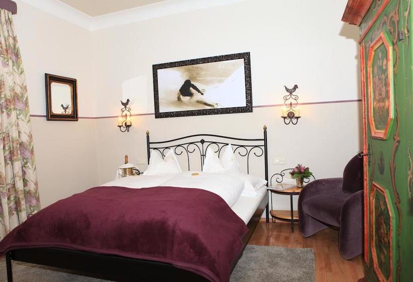 ホテル B&bboutique  Brunnenhof