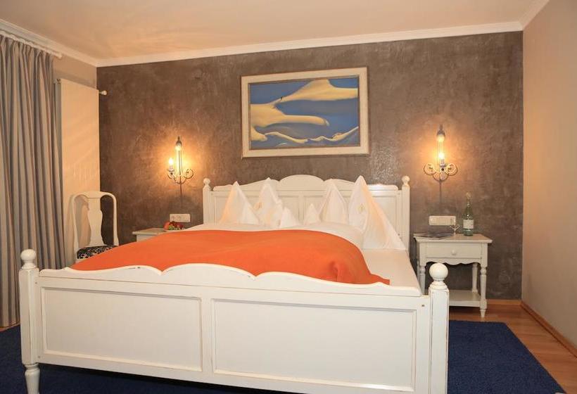 ホテル B&bboutique  Brunnenhof