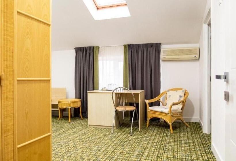 هتل Casa Gabriela