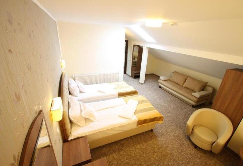 בית מלון כפרי Crisalpin