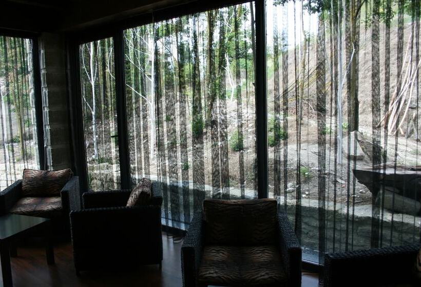 ホテル El Palacete Del Obispo