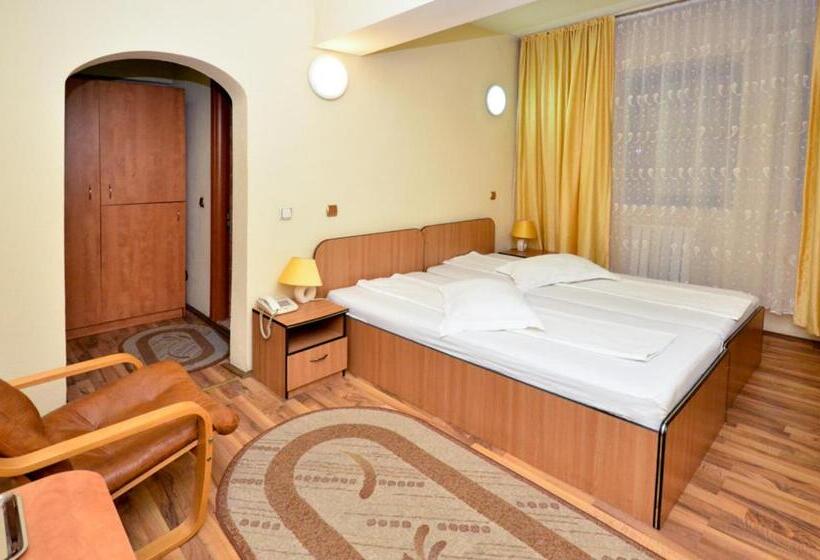 בית מלון כפרי Green House