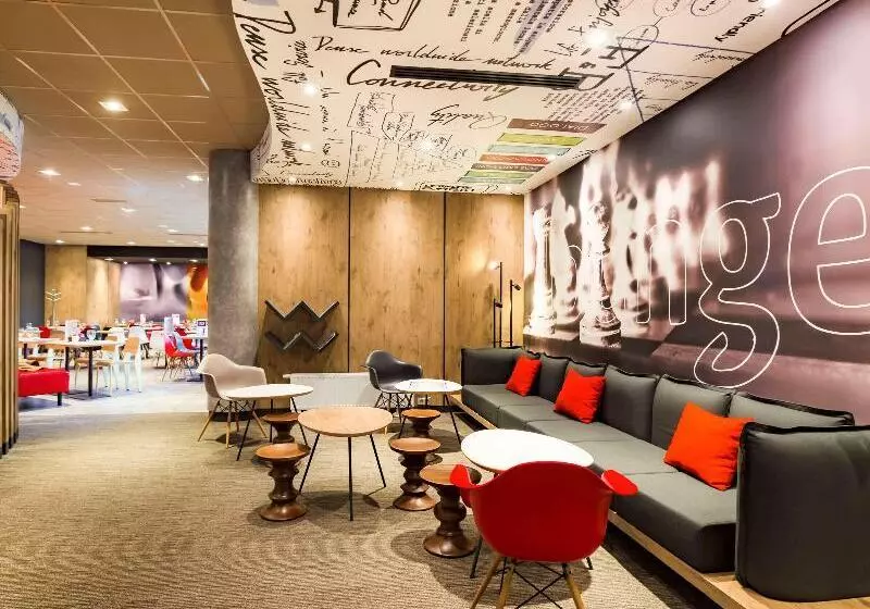 ホテル Ibis Wroclaw Centrum