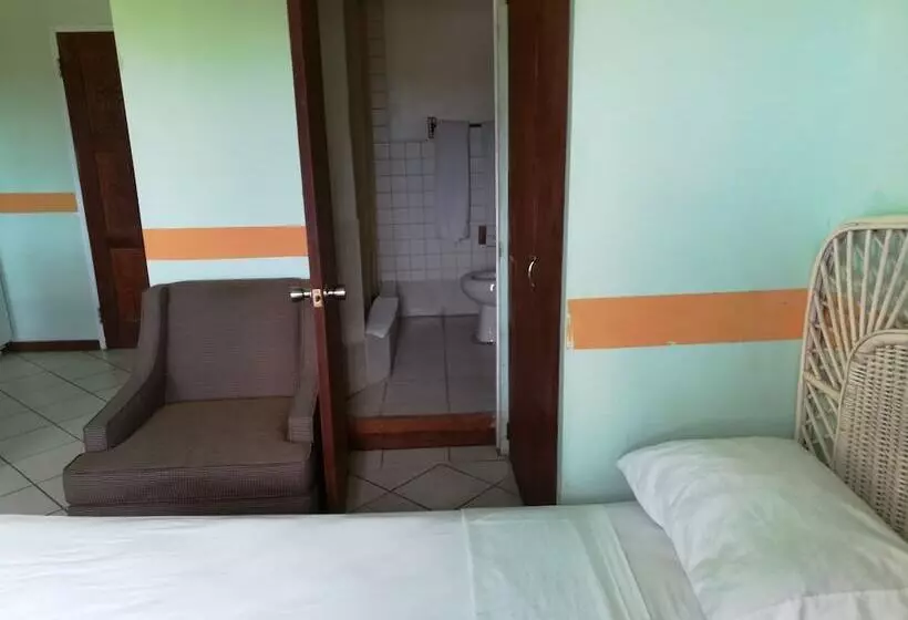 هتل Inn La Galleria