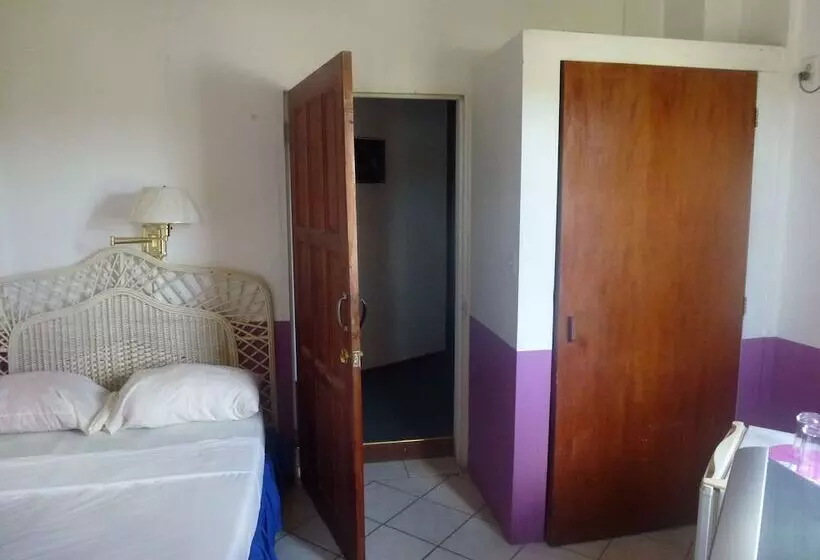 هتل Inn La Galleria