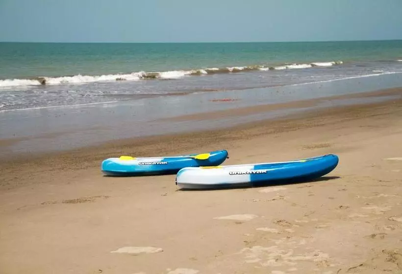 ホテル Nauti K Beach