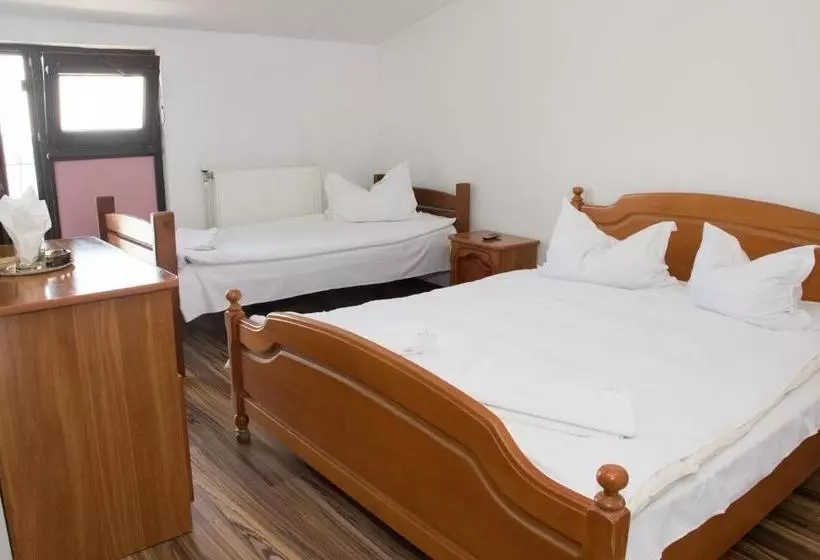Hostel Bella Italia