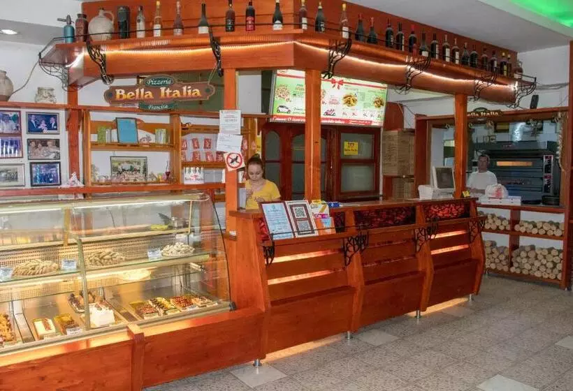 Hostel Bella Italia