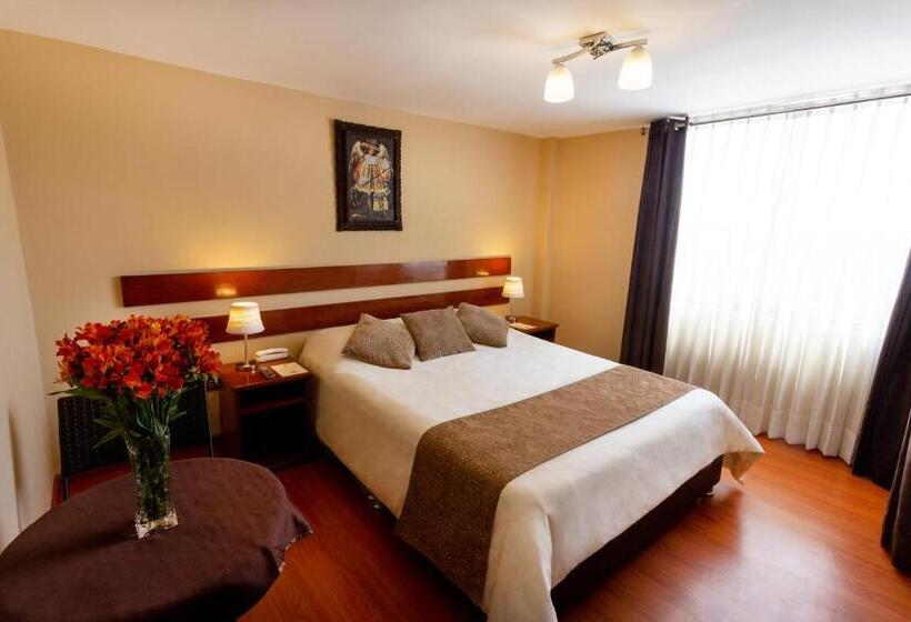 ホテル El Portal De San Lázaro