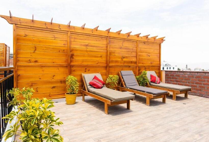 ホテル El Portal De San Lázaro