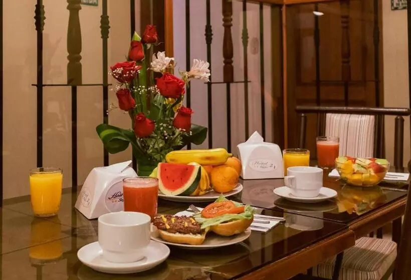 هتل Hostal Siglo 21