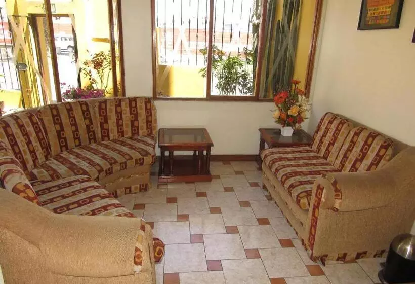 هتل Hostal Siglo 21