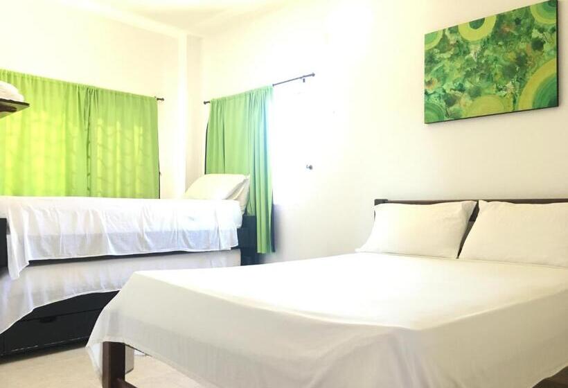 בית מלון כפרי Ocean Taganga Internacional