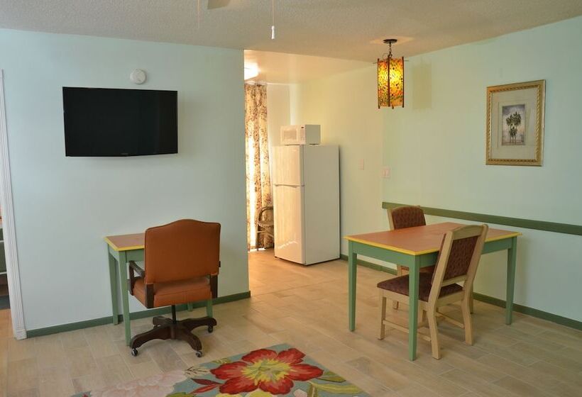 فندق Sandpiper Springs Spa & Retreat