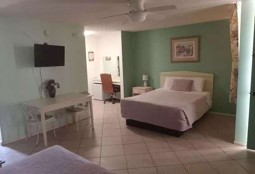 ホテル Sandpiper Springs Spa & Retreat