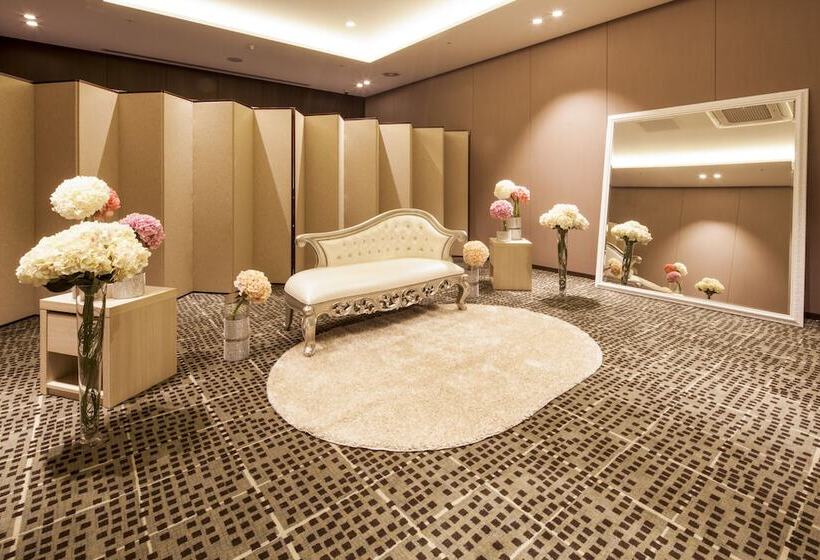 هتل The Born Jeju