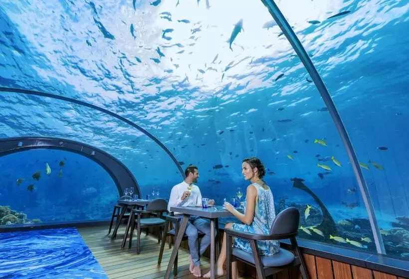 Hurawalhi Island Resort