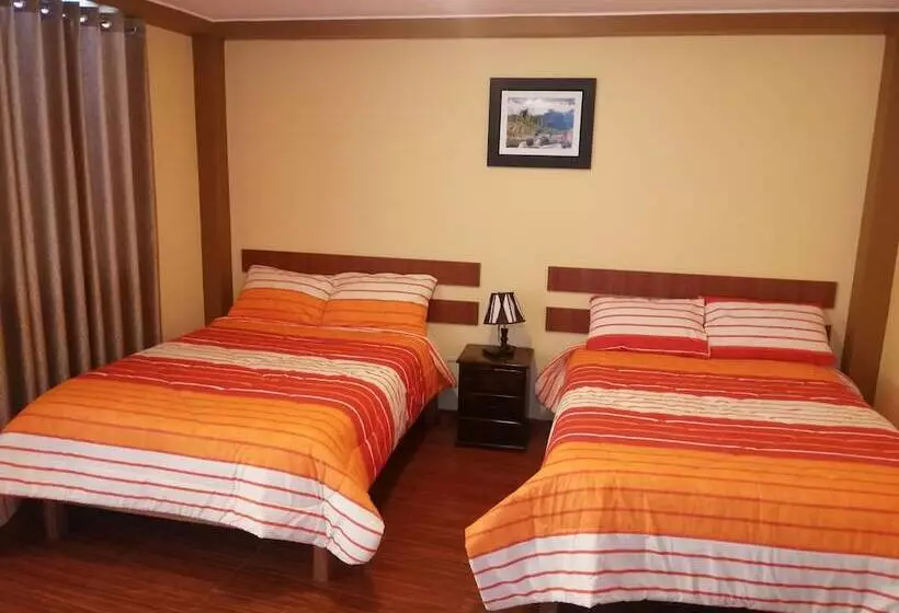 Nasca Travel One Hostel