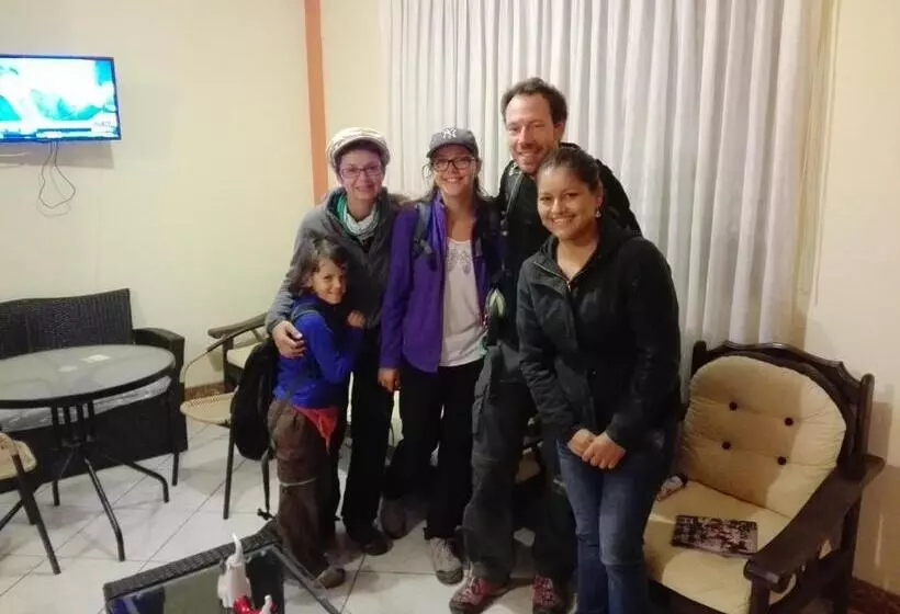 Nasca Travel One Hostel