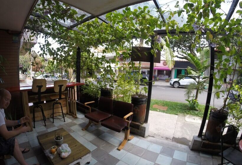 Casa Estacion   Hostel