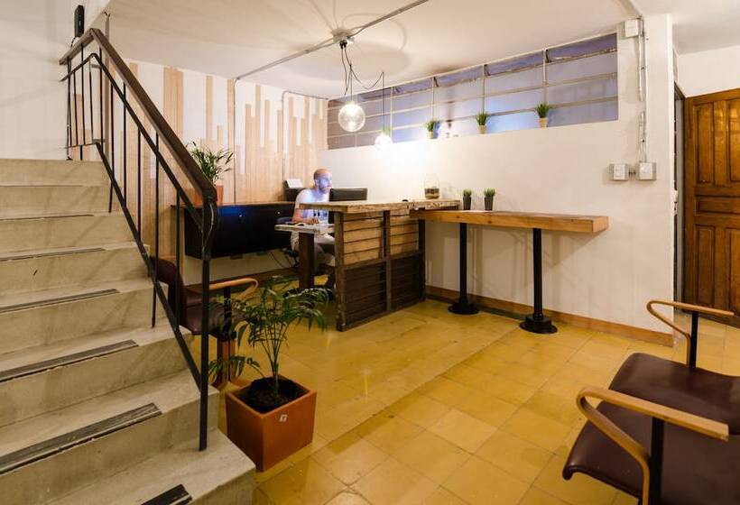 Casa Estacion   Hostel