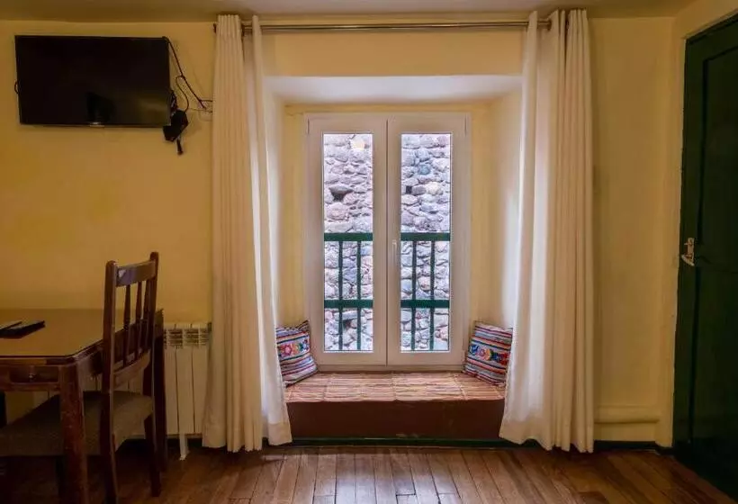 Retkeilymaja Hostal Corihuasi